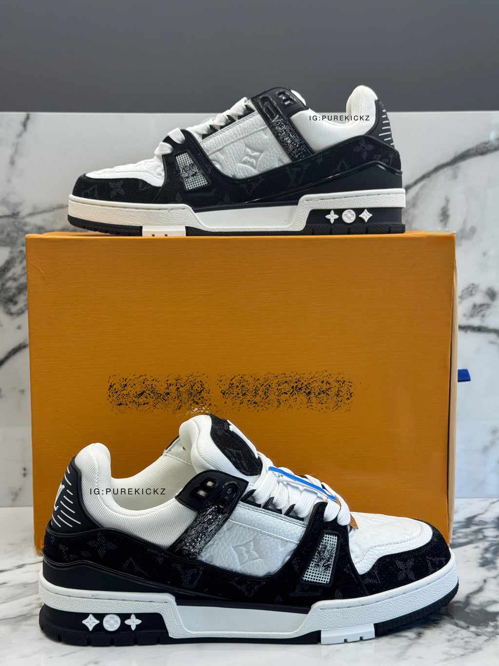 LVN  Trainers White And Black