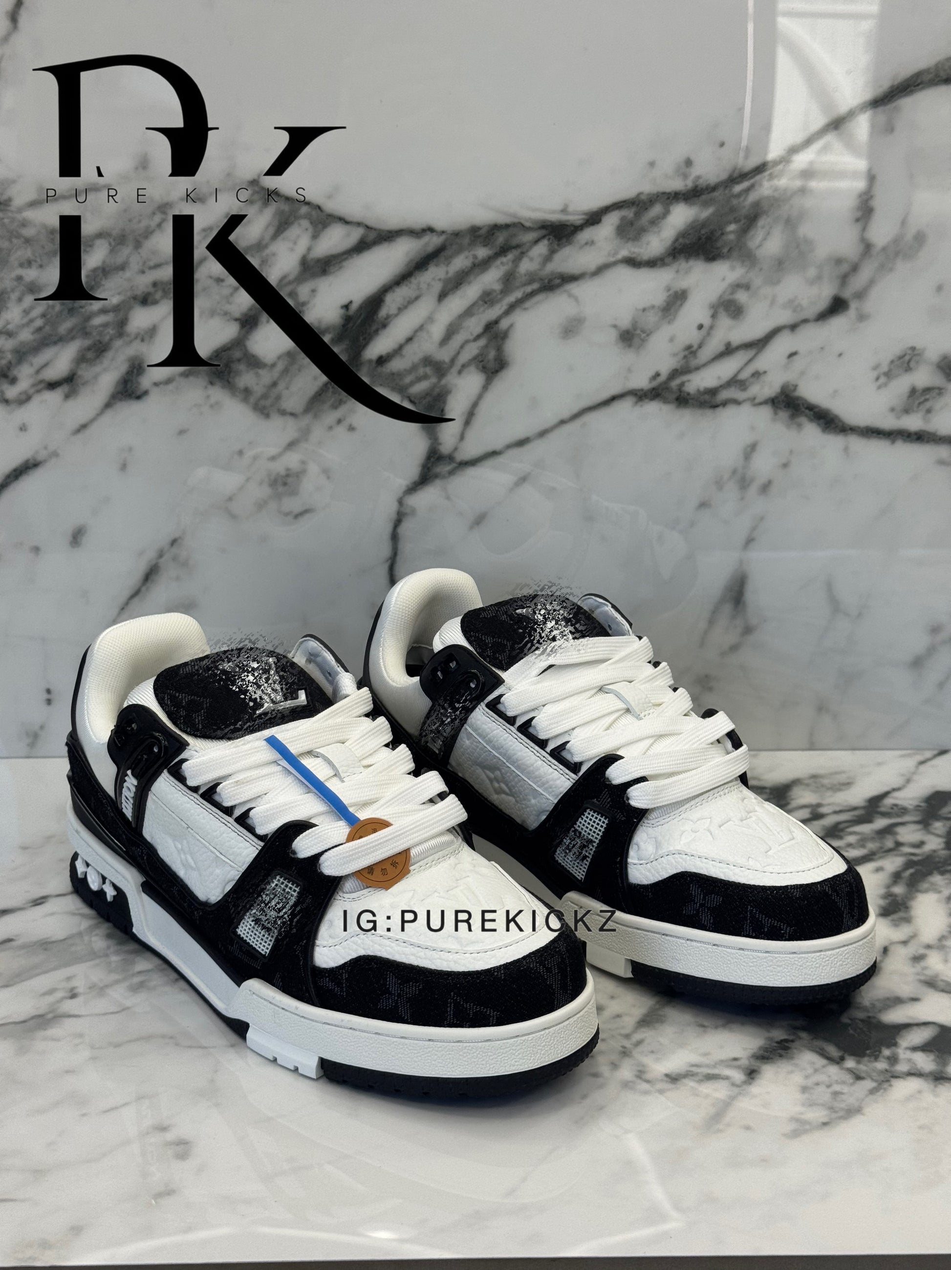 LVN  Trainers White And Black